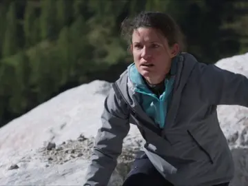 Sin equipo y sin ayuda de los rescatadores: una madre sale en búsqueda de su hijo Sin equipo y sin ayuda de los rescatadores: una madre sale en búsqueda de su hijo