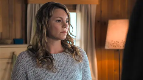 Katharina molesta con su padre Rescate en los Alpes