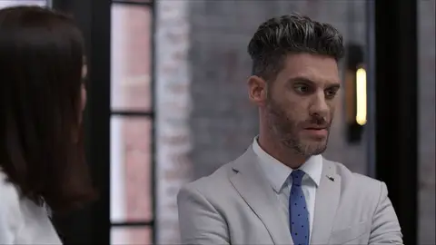 Armando preocupado Betty en NY