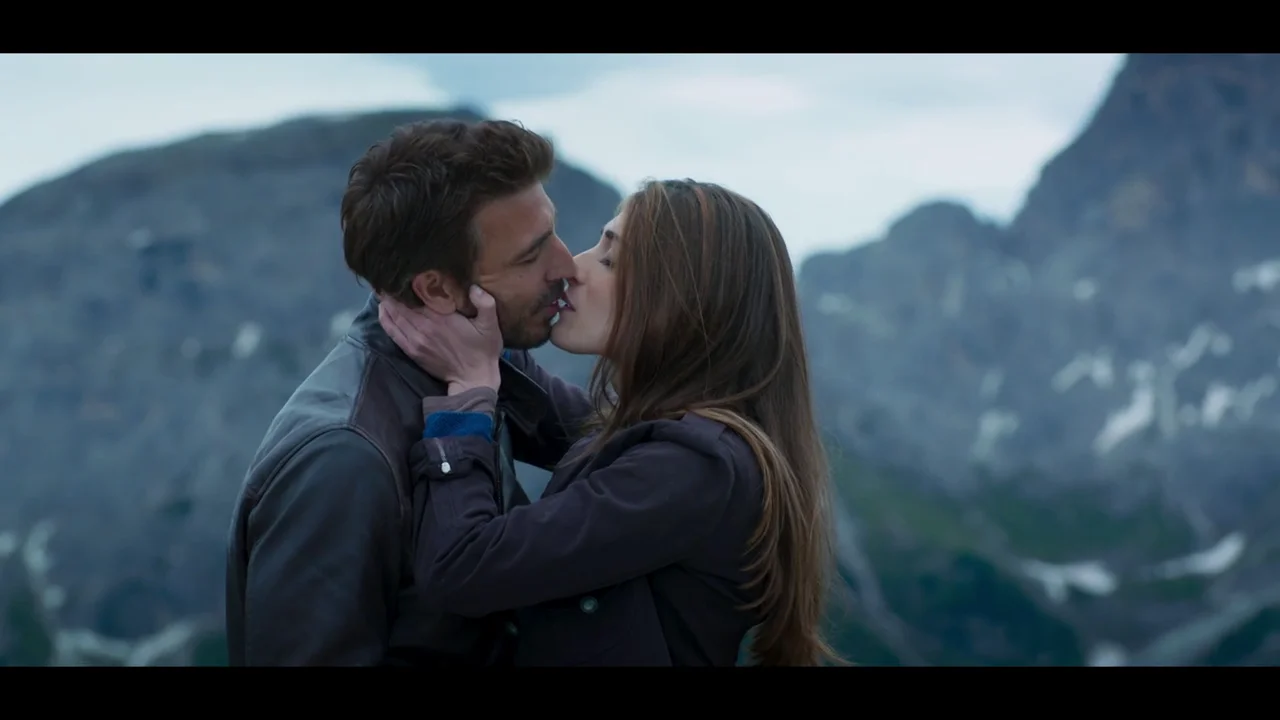 "No te vayas, te quiero" "No te vayas, te quiero"