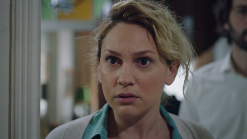 ¡Pillados tras un tierno beso!: Inci y Han decepcionan a sus familias tras ser descubiertos 