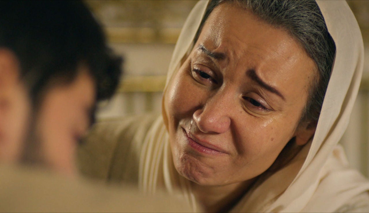 Dilsah, la madre de Miran