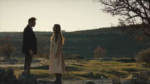 Azat y Gonul Hercai