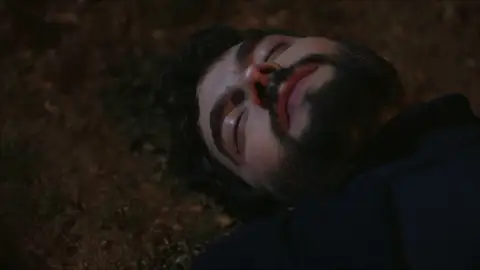 ¿Sobrevivirá Miran? El nieto de Azize paga por sus pecados ¿Sobrevivirá Miran? El nieto de Azize paga por sus pecados