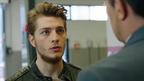 Ozan, el hijo de Cihan Paramparça. Vidas cruzadas