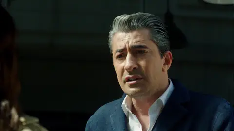 Cihan intenta explicarse Paramparça: Vidas cruzadas