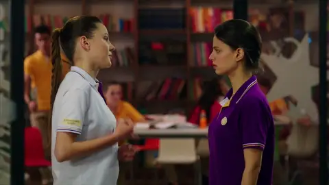 Hazay y Cansi se enfrentan en público por el juicio de sus padres Hazay y Cansi se enfrentan en público por el juicio de sus padres