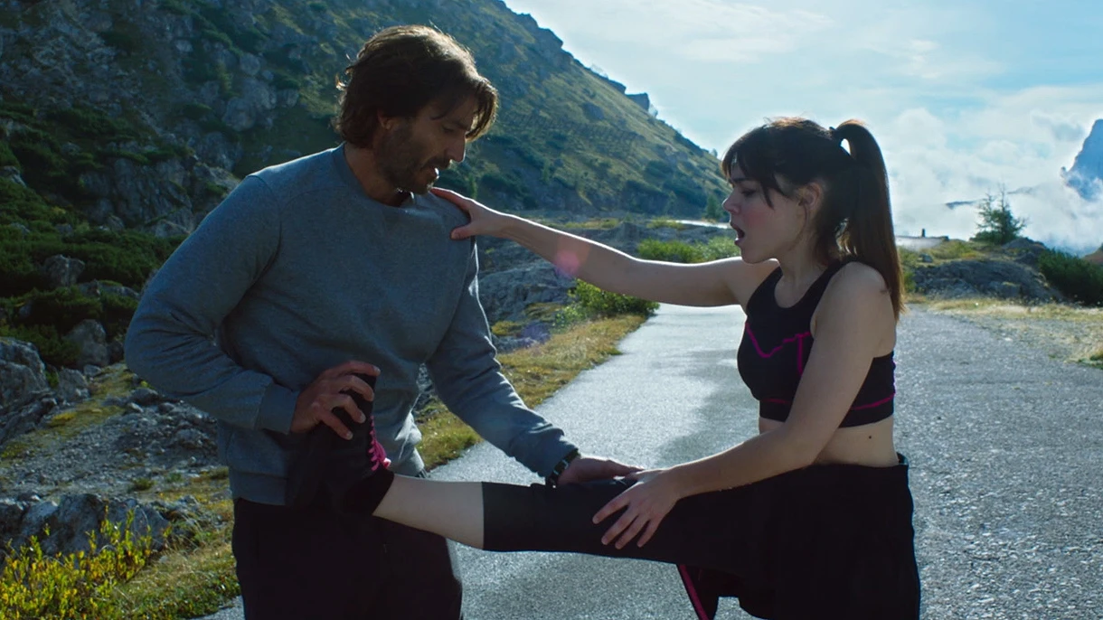 Clara se insinúa a Francesco A un paso del cielo