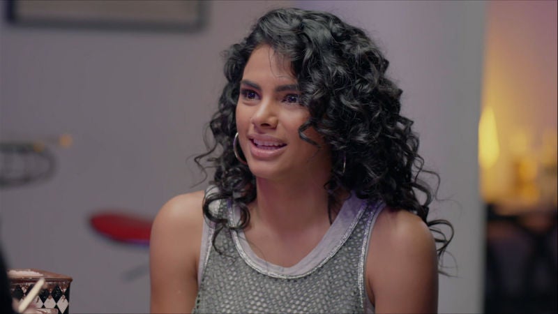 Inma traiciona a Juanjo para irse con Charly