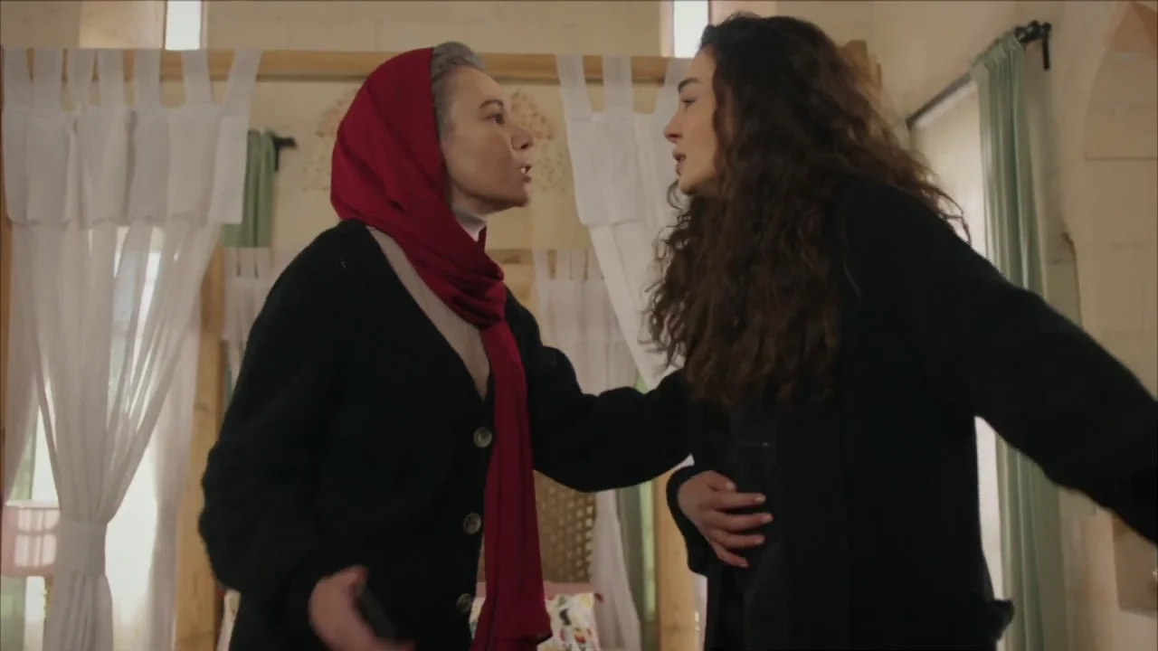 "Te quiero muerta": La guerra entre Dilsah y Reyyan vuelve a empezar "Te quiero muerta": La guerra entre Dilsah y Reyyan vuelve a empezar