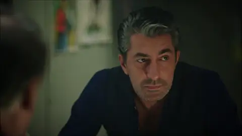 Quedarse en la cárcel o humillar a Hazal: Cihan tiene que decidir Quedarse en la cárcel o humillar a Hazal: Cihan tiene que decidir