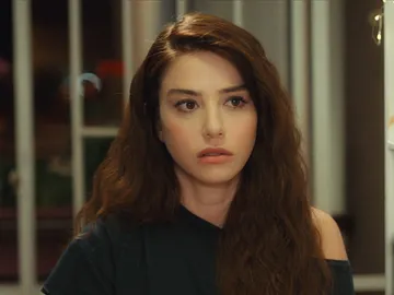 Ezgi solo elige hombres equivocados Ezgi solo elige hombres equivocados