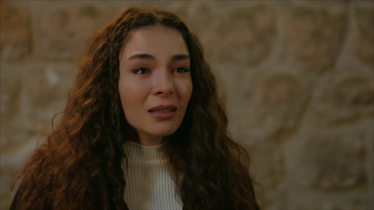 "Me voy a morir": Reyyan, desesperada, le confiesa la verdad a Miran