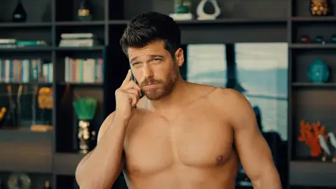 Can Yaman El hombre equivocado