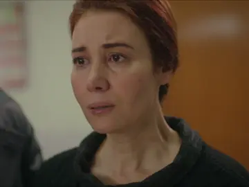 Dilsah es ingresada en un centro psiquiátrico por el bien de su salud mental Dilsah es ingresada en un centro psiquiátrico por el bien de su salud mental