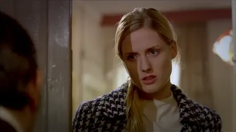 Caroline intenta engañar con sus juego a Soner Tras una fuerte discusión con Aylin, Caroline está mas decidida que nunca a acercarse a Soner.