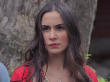 Clarita desaparece cuando estaba bajo el cuidado de Gemma Clarita desaparece cuando estaba bajo el cuidado de Gemma