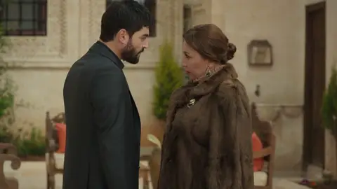 ¿Dónde está el hijo de Miran y Reyyan? Comienza su búsqueda ¿Dónde está el hijo de Miran y Reyyan? Comienza su búsqueda