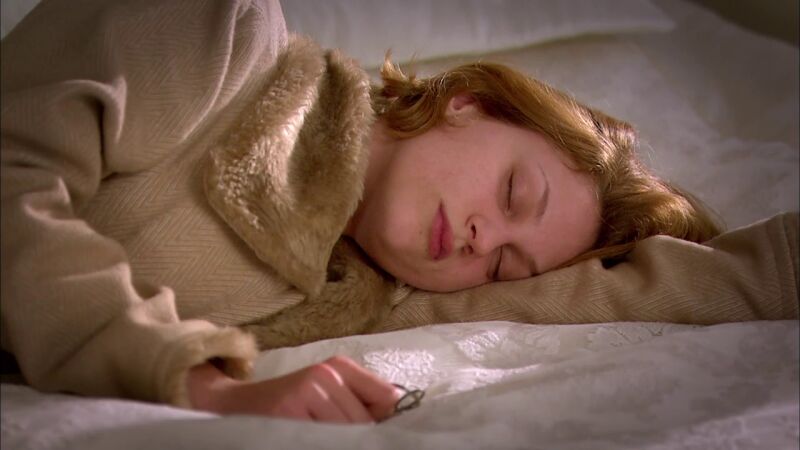 Tras su ruptura con Soner, Aylin desaparece