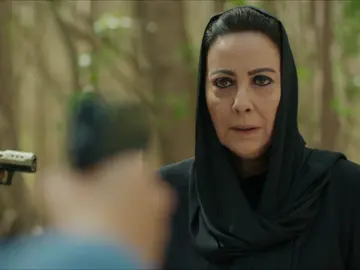 Azize o Füsun: ¿Quién ha sido disparada? Azize o Füsun: ¿Quién ha sido disparada?