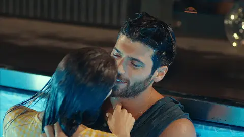 Özgur y Ezgi El hombre equivocado