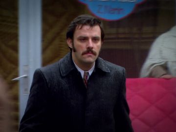 Hakan se muda a Alemania y se lleva con él a Sera