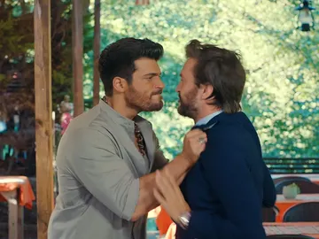 Serdar y Özgur a la gresca Serdar y Özgur a la gresca