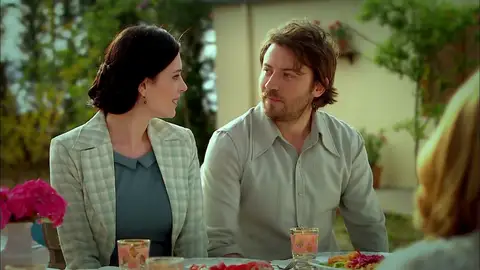 Ali y Cemile dan su bendición para la boda de Berrin y Hakmet Ali y Cemile dan su bendición para la boda de Berrin y Hakmet