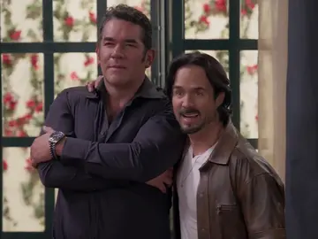 Fernanda se entera de que Rafael es el hijo de Octavio y lo rechaza de nuevo Fernanda se entera de que Rafael es el hijo de Octavio y lo rechaza de nuevo