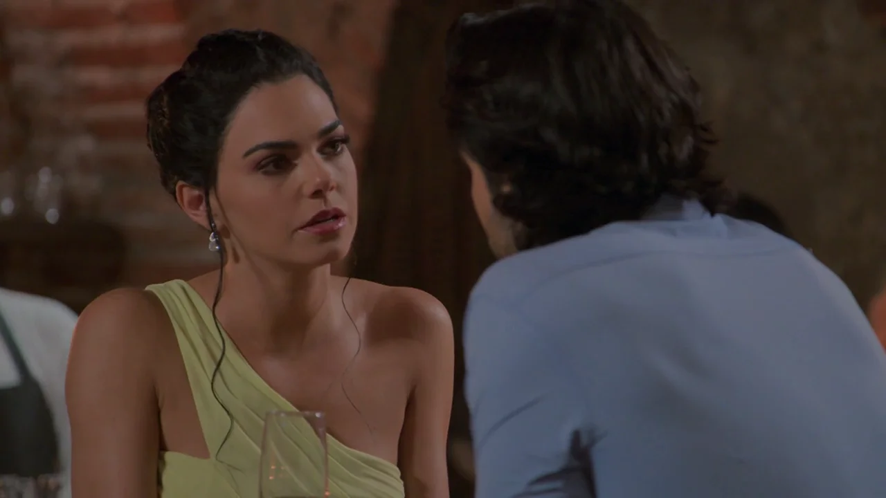 Fernanda a punto de confesarle la verdad sobre Santiago a Rafael Fernanda a punto de confesarle la verdad sobre Santiago a Rafael