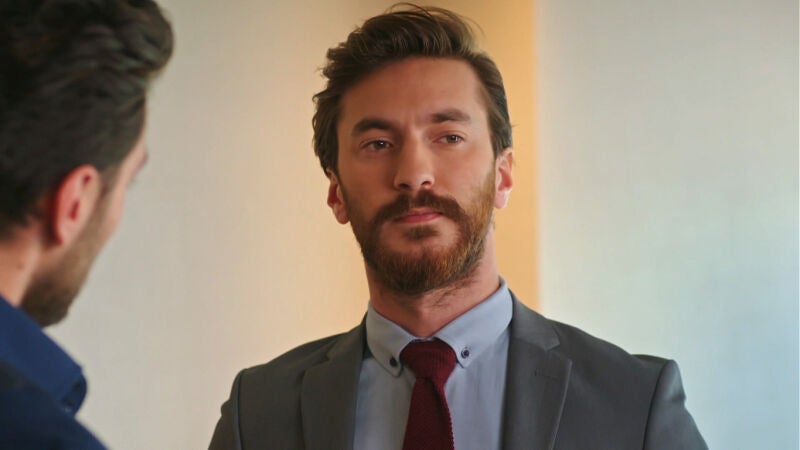 La relación de Hazal con Mithat se tambalea