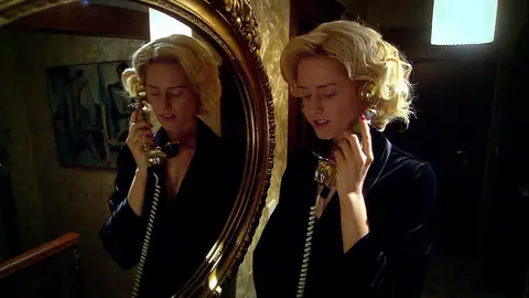 La llamada de Caroline Mar de amores