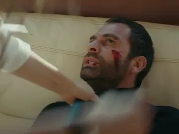 Nare a punto de matar a Akin: "¿Qué se siente al ser la víctima?" Nare a punto de matar a Akin: "¿Qué se siente al ser la víctima?"