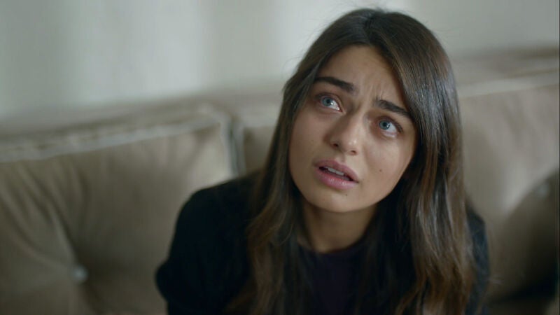 Meryem le pide a Savas que salga definitivamente de su vida