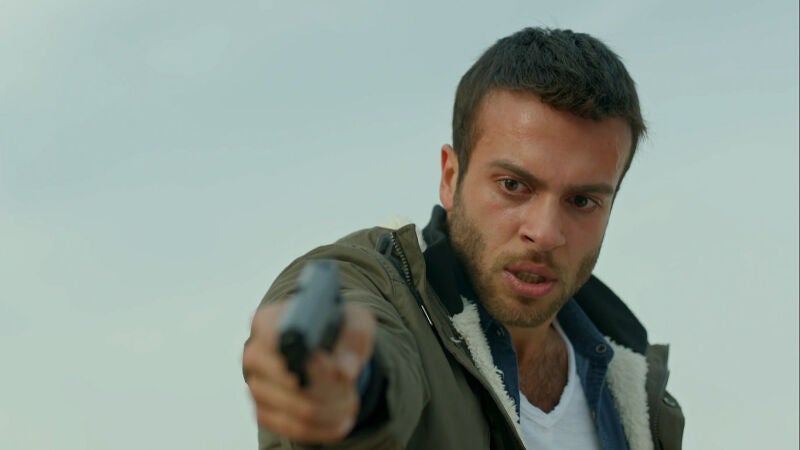 Gurclü pierde los papeles tras la muerte de su madre en el hospital