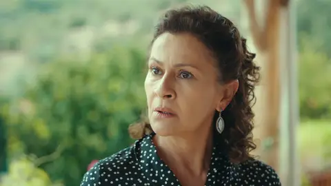 Halise La hija del embajador