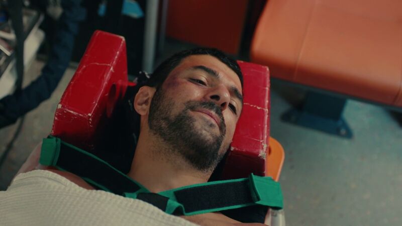 Comienzan a aparecer las consecuencias de la caída con Akin, ¡Sancar no siente las piernas!