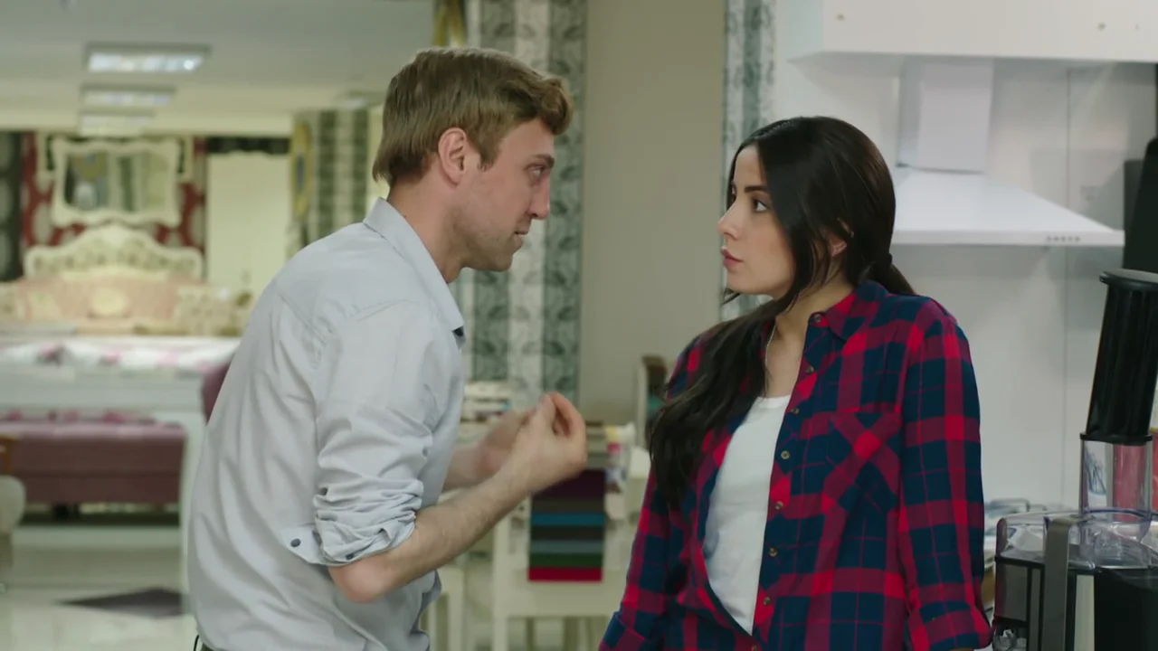 Los celos de Ahmet provocan su primera pelea con Zeynep