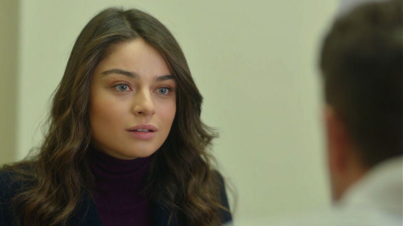 Meryem y Savas viven felices y ella tiene algo muy importante que decirle