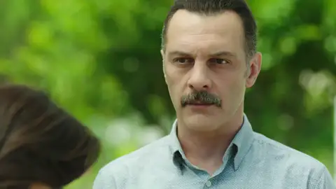 Muzaffer aclara las cosas con Nefise: "No pienso dejar que Tuba se interponga entre nosotros" Muzaffer aclara las cosas con Nefise: "No pienso dejar que Tuba se interponga entre nosotros"