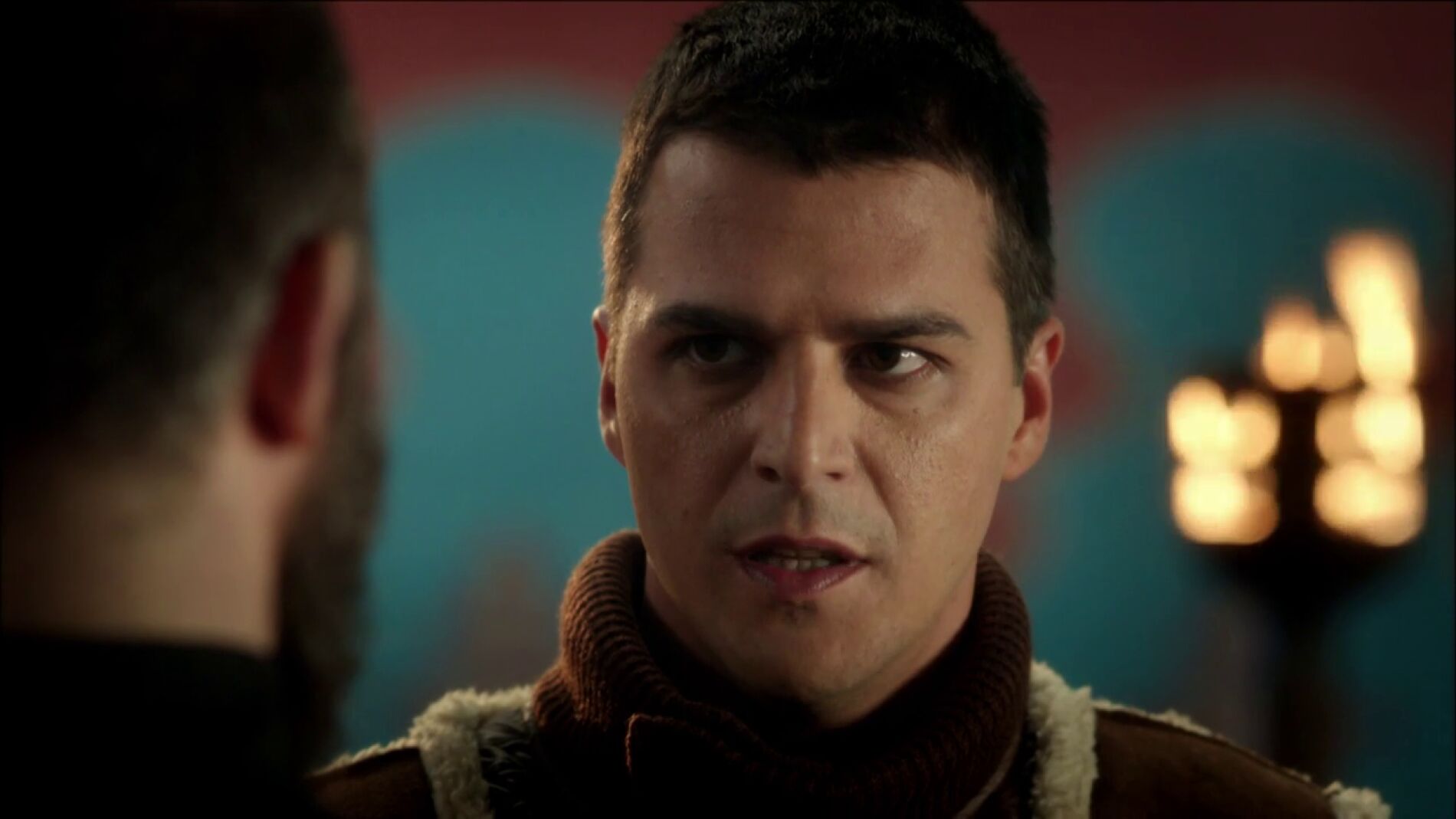 Solimán intenta convertir a su hijo en un verdadero líder en el campo ...