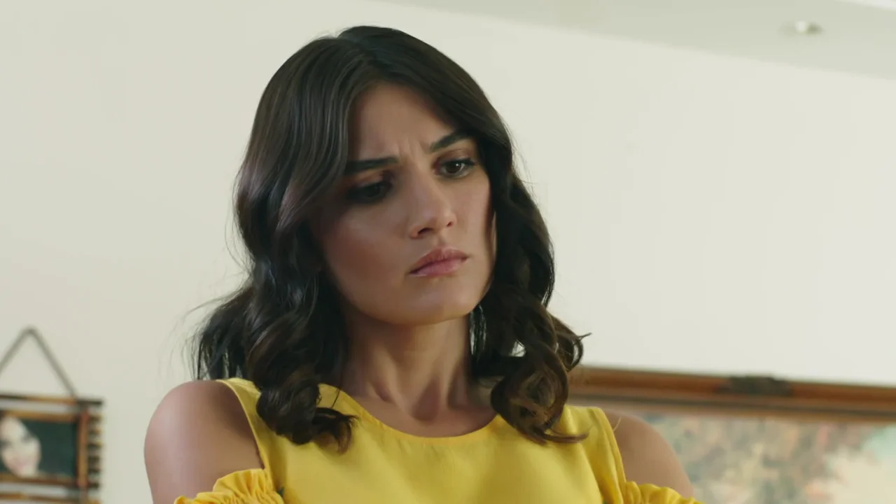 Alta tensión en la familia Şanlı tras el altercado de Muzaffer y Emre Alta tensión en la familia Şanlı tras el altercado de Muzaffer y Emre