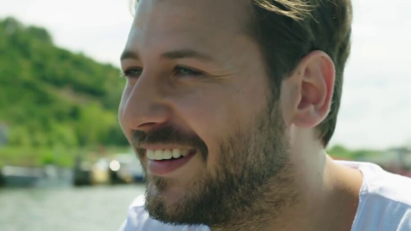 Onur prepara una velada romántica con Zeynep: 