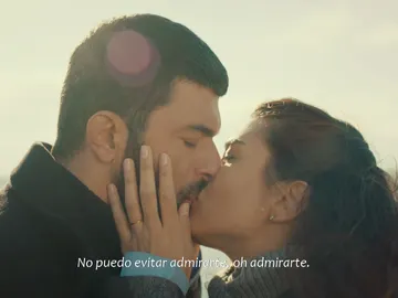 ¡Por fin! Mavi y Sancar deciden dejar de esconder su amor y se besan ¡Por fin! Mavi y Sancar deciden dejar de esconder su amor y se besan