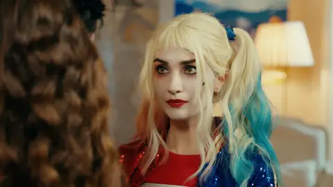 Mavi decide arriesgarse en solitario y va a por Melek Mavi decide arriesgarse en solitario y va a por Melek