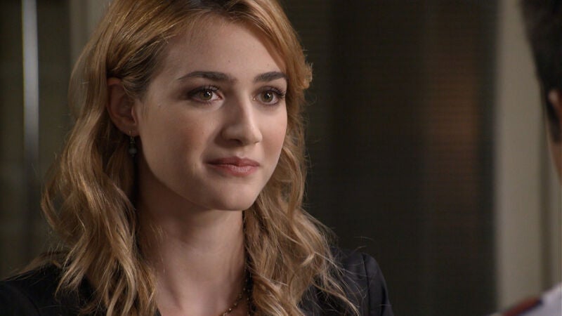 El capitán Giulio descubre los verdaderos sentimientos de Lia pero Bianca se interpone sin darse cuenta