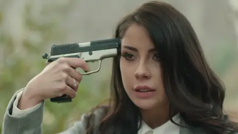 Zeynep, a punto de cometer una locura para intentar descubrir a Ahmet Zeynep, a punto de cometer una locura para intentar descubrir a Ahmet