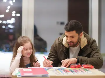 Melek Efeoglu, la pequeña Efeoglu que consiguió llegar al corazón de todo Mugla Melek Efeoglu, la pequeña Efeoglu que consiguió llegar al corazón de todo Mugla