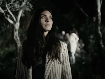 ¡Sancar es el verdadero artífice de la huida de Mavi y Melek! Y todo con un fin: evitar a Güven ¡Sancar es el verdadero artífice de la huida de Mavi y Melek! Y todo con un fin: evitar a Güven