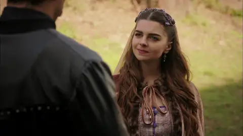 Jarro de agua fría para Mihrimah cuando descubre la realidad sobre las cartas de Bali Bey Jarro de agua fría para Mihrimah cuando descubre la realidad sobre las cartas de Bali Bey